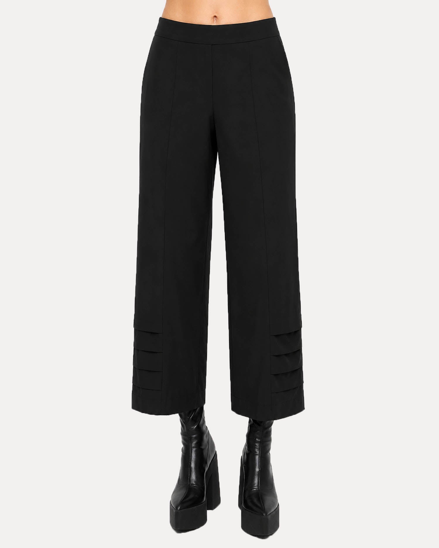 Ozai N Ku Guard Crop Pant, Black – Alembika U.S.