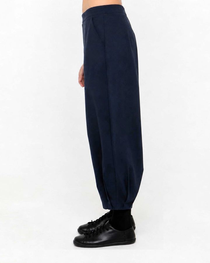Ozai N Ku Contour Pants, Navy