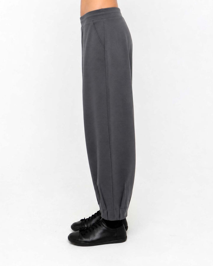 Ozai N Ku Contour Pants, Grey