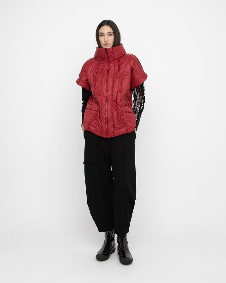 Ozai N Ku Micron Cinch Vest, Cherry