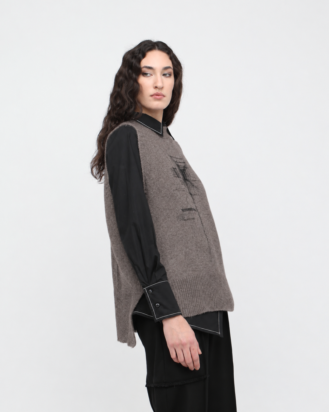 Ozai N Ku Seis Sweater Vest, Walnut