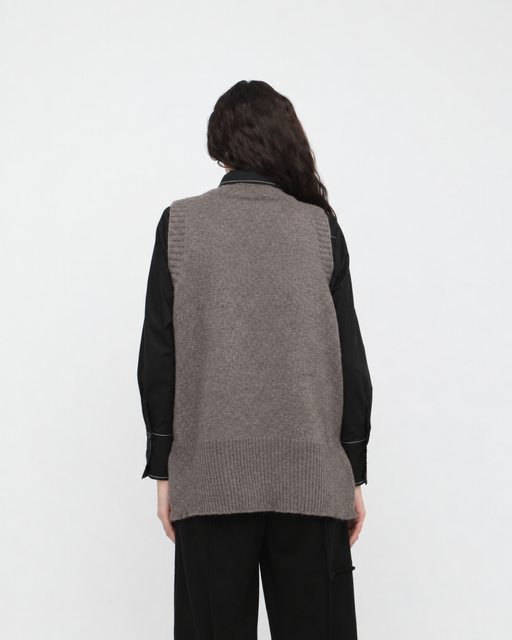 Ozai N Ku Seis Sweater Vest, Walnut