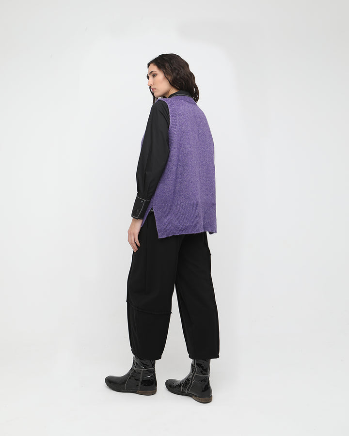 Ozai N Ku Seis Sweater Vest, Purple