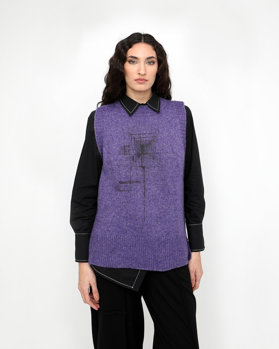 Ozai N Ku Seis Sweater Vest, Purple