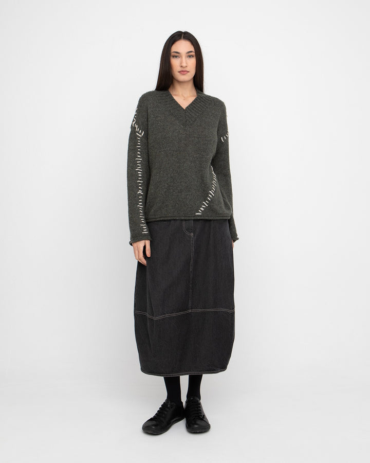 Ozai N Ku Stitching V-Neck Sweater, Lichen