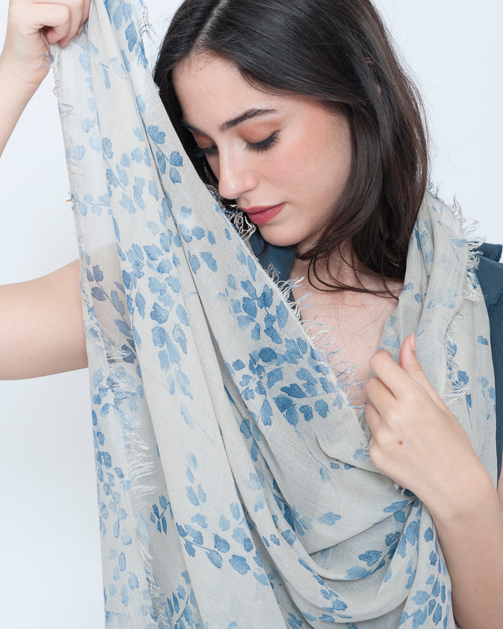 Blueberry Wisteria Scarf, Beige Flora