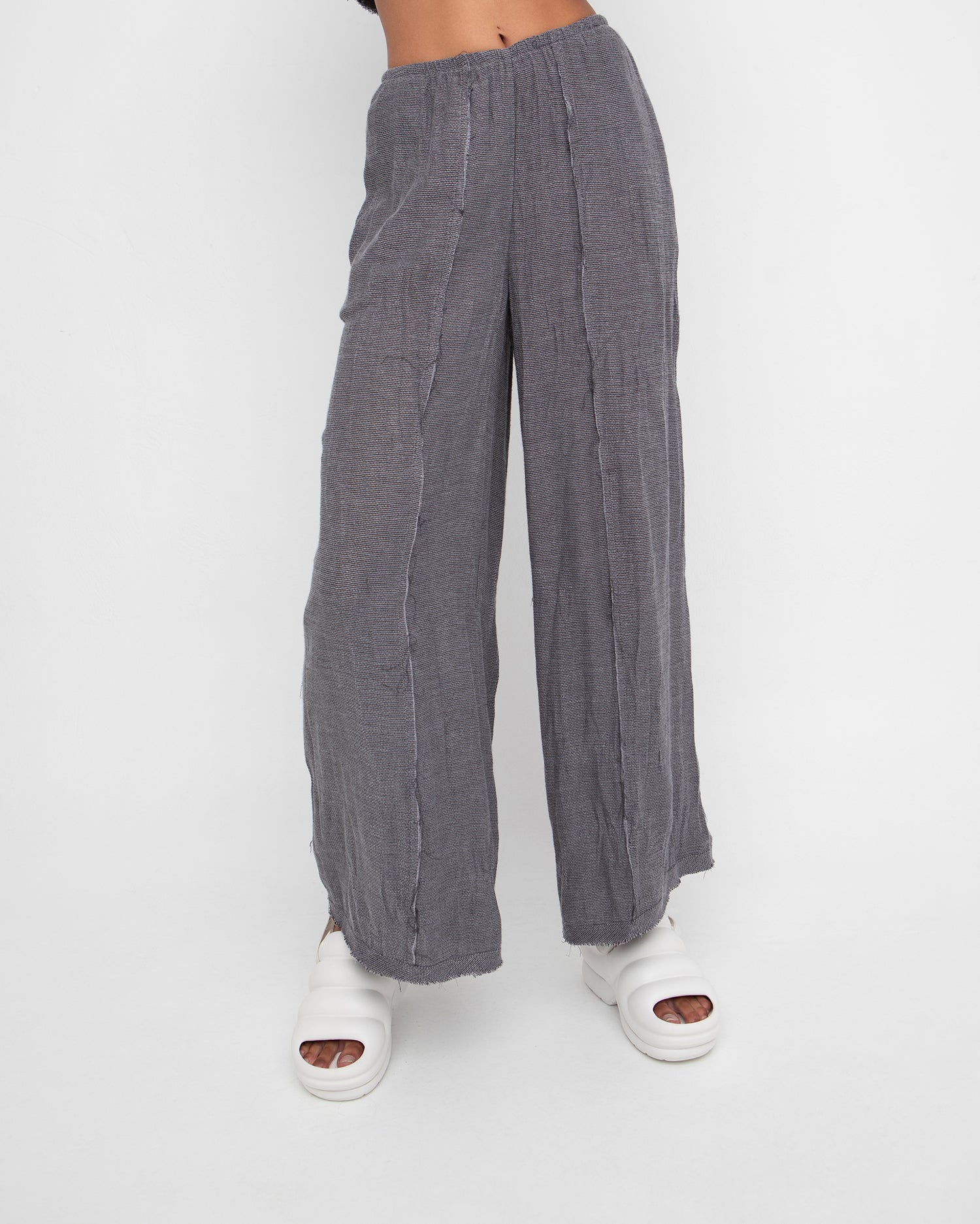 新品BORDERSatBALCONY WEEKENDQUILTED PANTS ギルト: ウィメンズ | BORDERS at BALCONY | パンツ WEEKEND