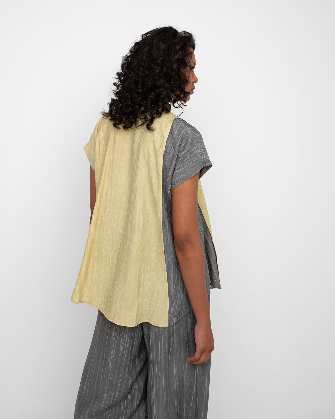 Ozai N Ku Mellow Popover Top, Butter/Slate