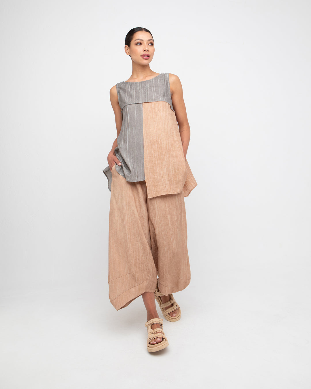 Ozai N Ku Laurel Reversible Tank, Taupe/Caramel