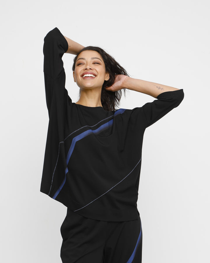 Ozai N Ku Rheo Top, Black