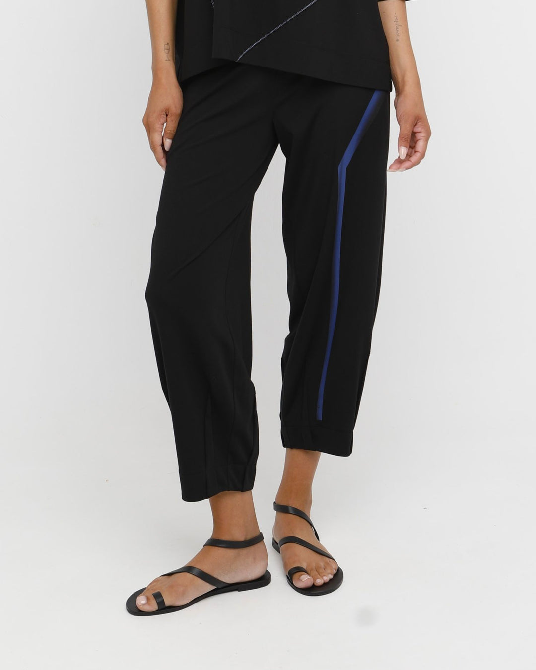 Ozai N Ku Icho Lantern Pants, Black