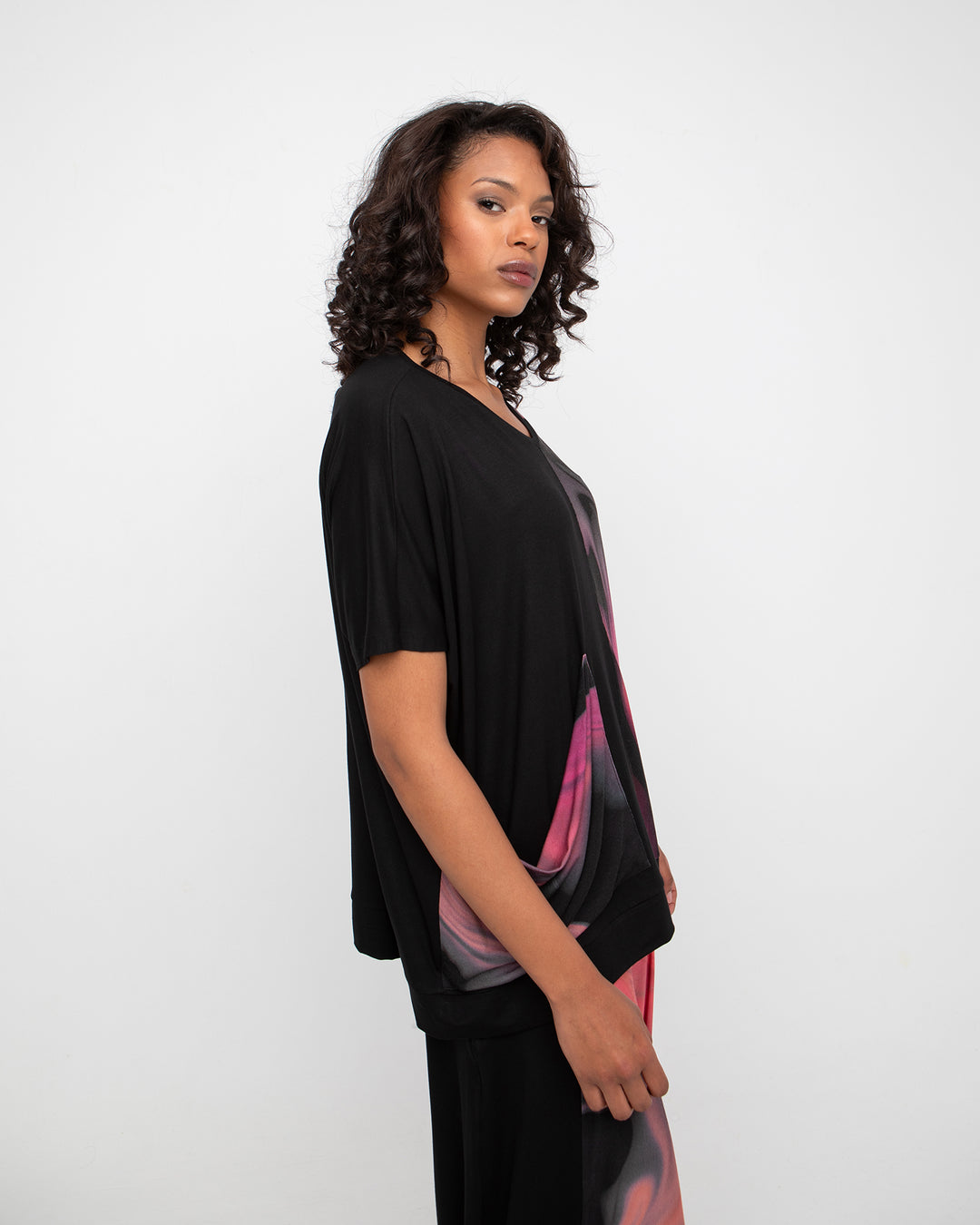 Ozai N Ku Blacklight Pocket Tee, Rose Swirl