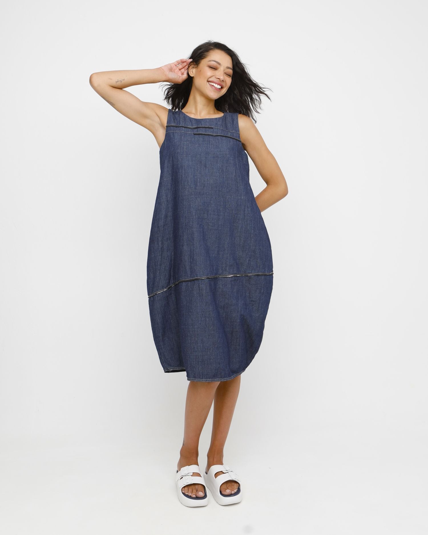 Ozai N Ku Hyph Relaxed Cocoon Dress, Denim – Alembika U.S.
