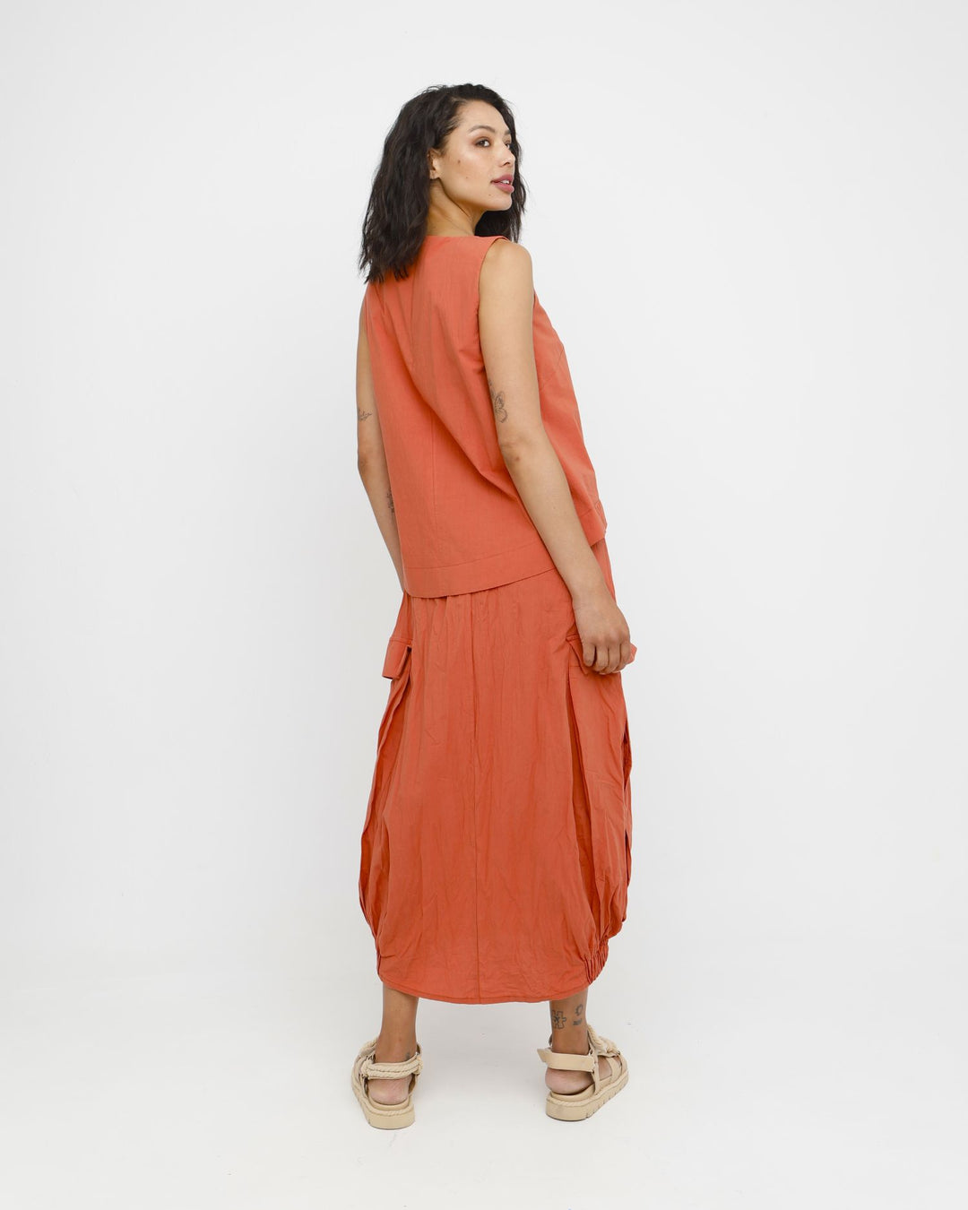 Ozai N Ku Sol Cargo Skirt, Chili