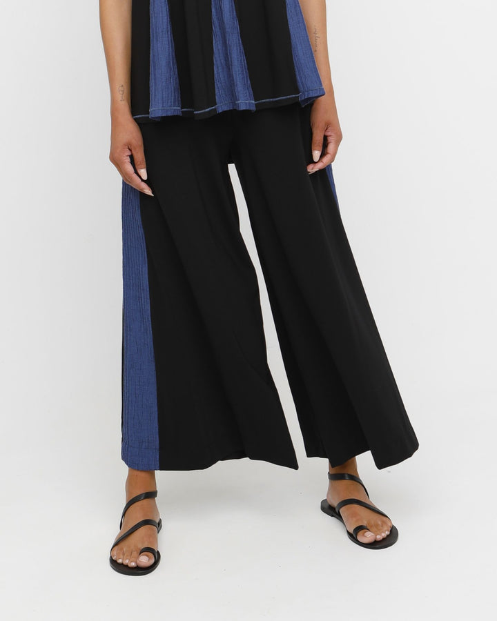 Ozai N Ku Nai Pants, Black/Blue