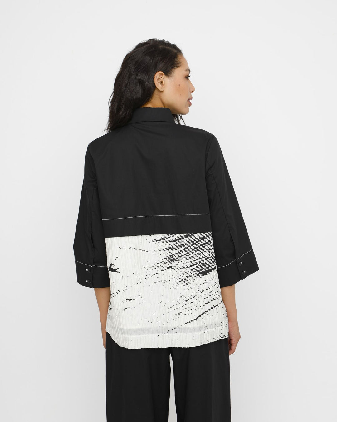 Ozai N Ku Ino Shirt, Black/Vanilla