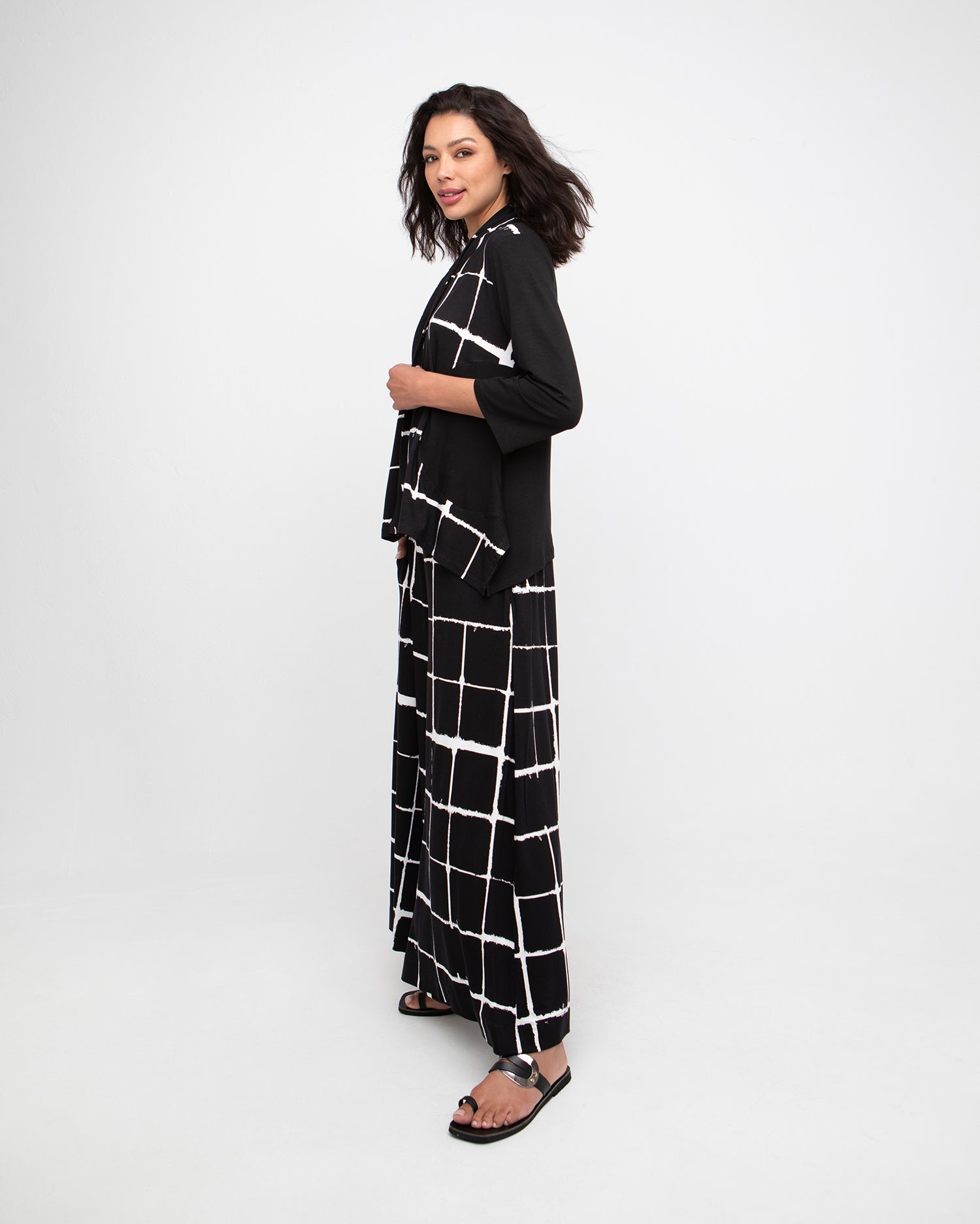 Ozai N Ku Kora Cardigan, Mono – Alembika U.S.