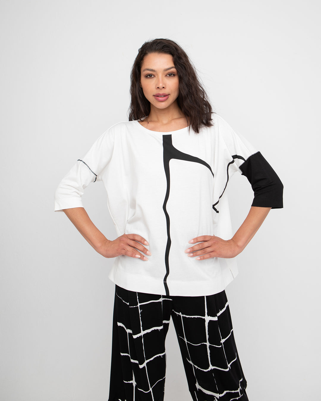 Ozai N Ku Ragis Tee, Off White