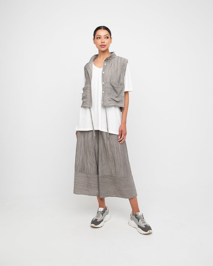 Ozai N Ku Oran Vest, Taupe