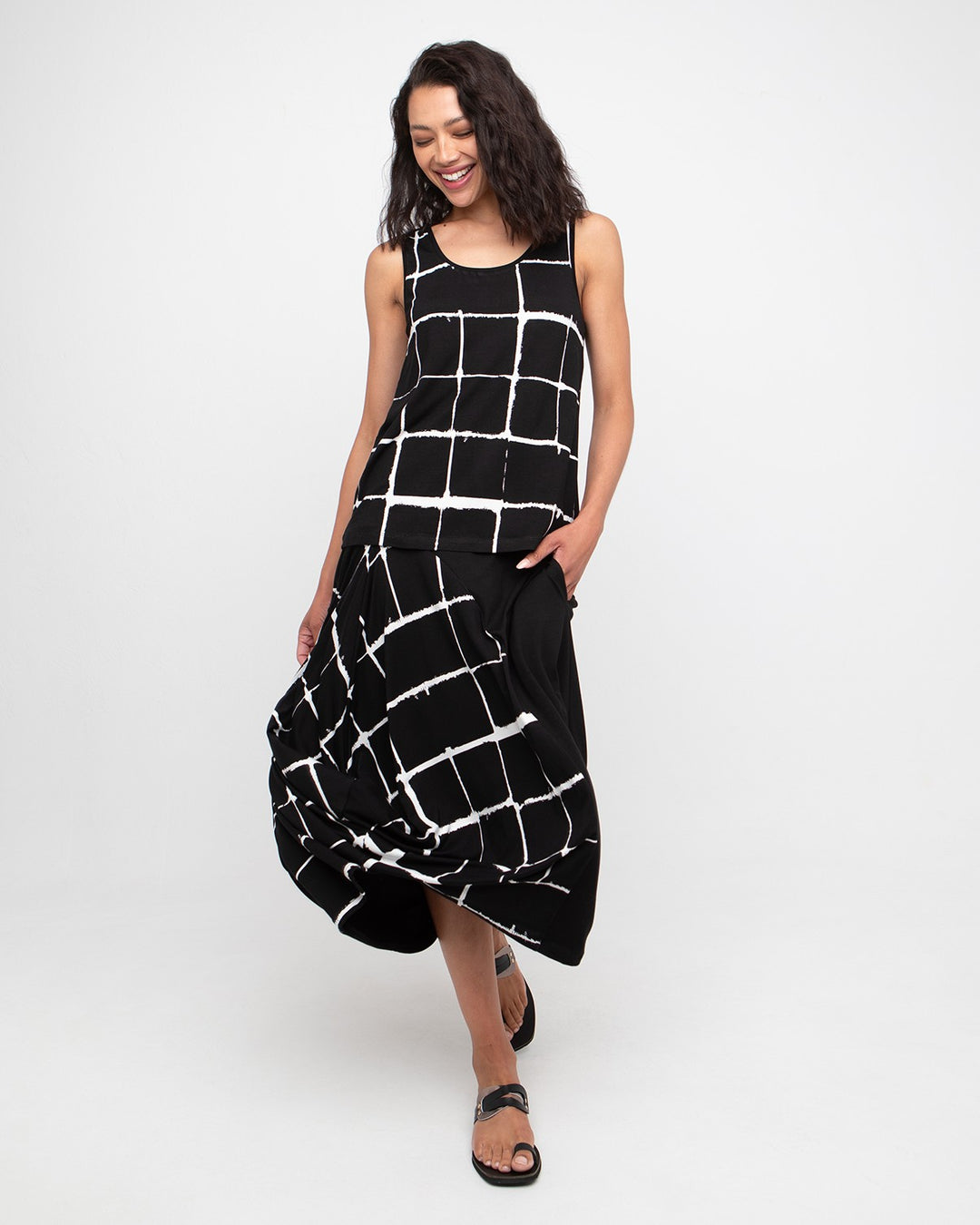 Ozai N Ku Zera Cocoon Skirt, Mono