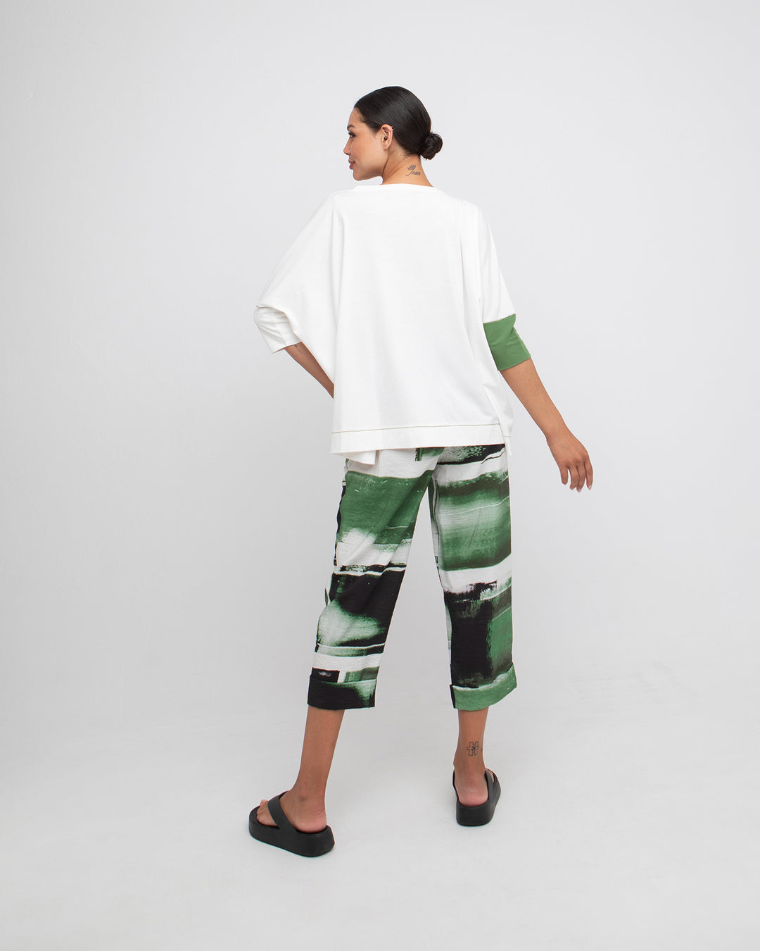 Ozai N Ku Botana Tee, White