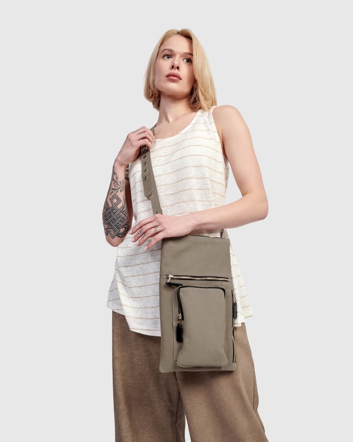 Flat Stash Pouch Bag, Grey