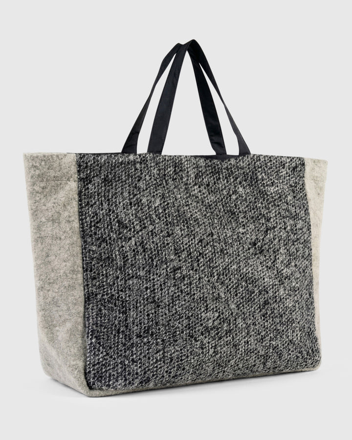 The Urban Tote, Storm Mix