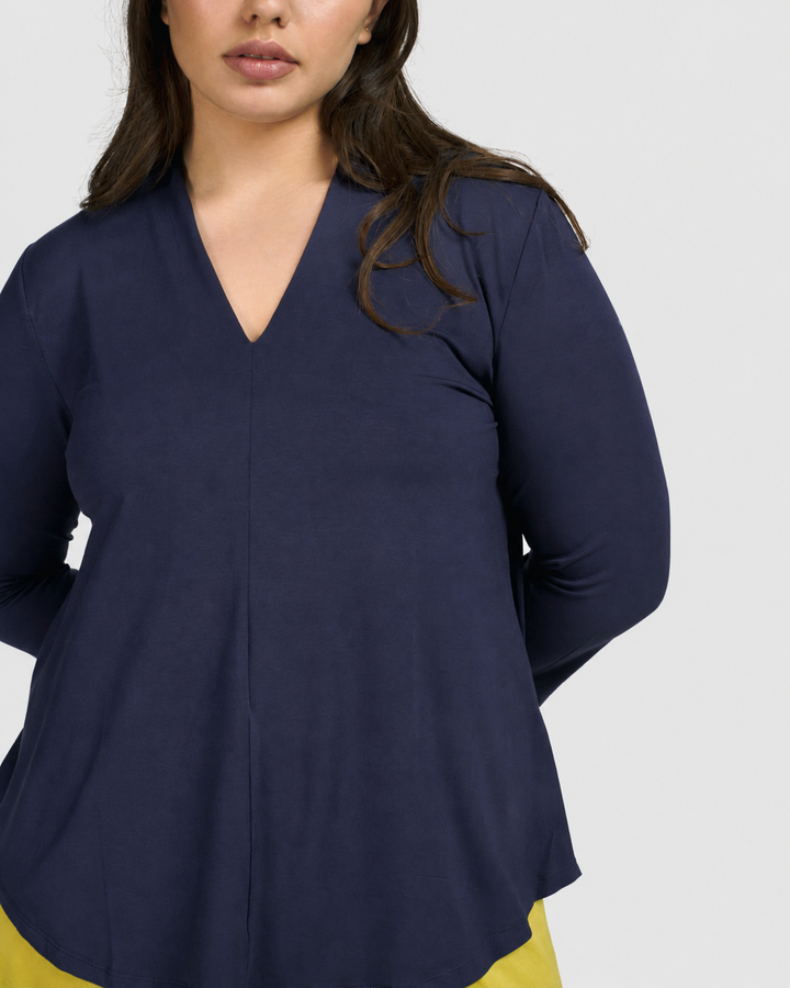 Essential V-neck Top, Navy