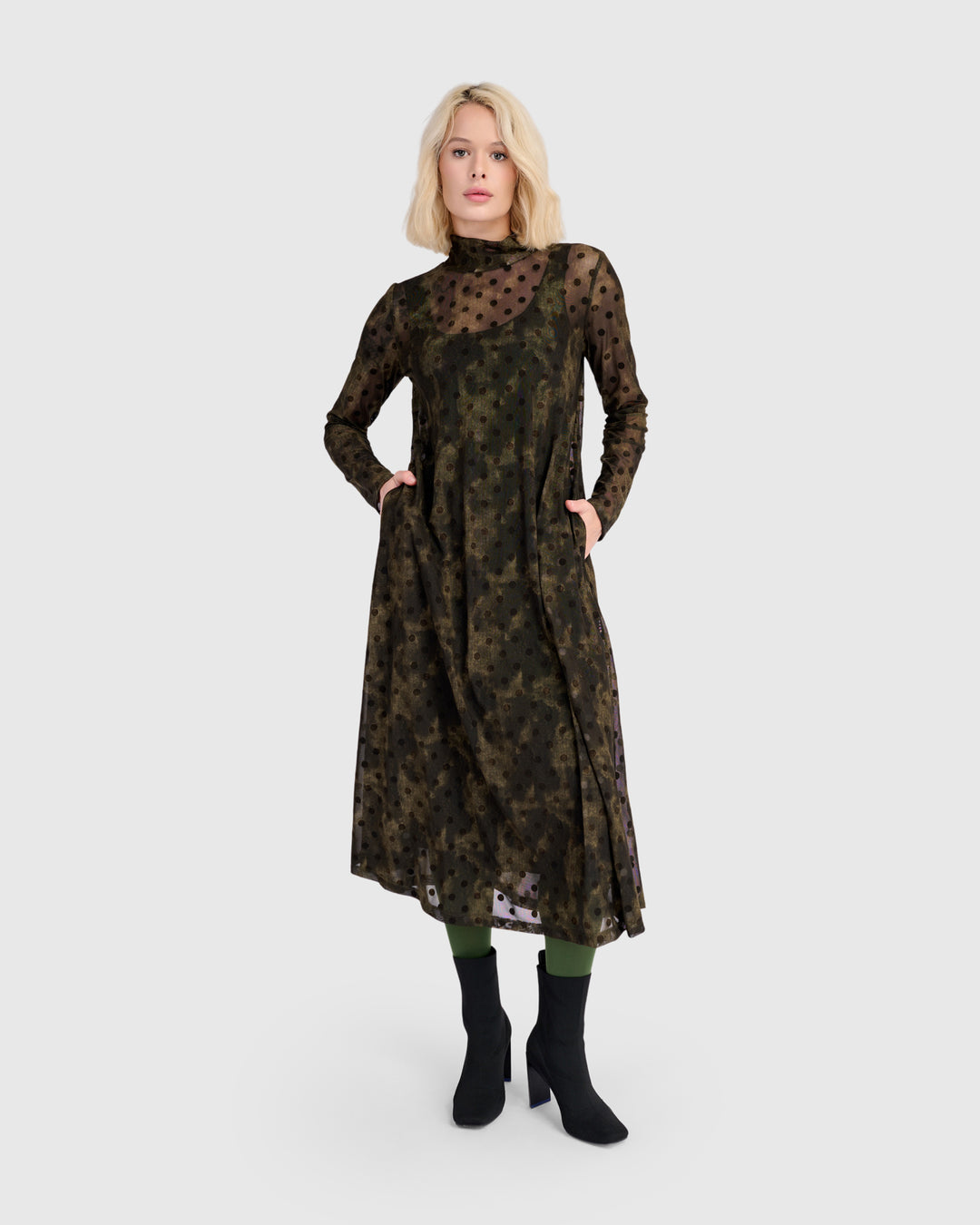 graduation dresses for women over 50 35 Graduation Outfits for Women Over 50 to Shine