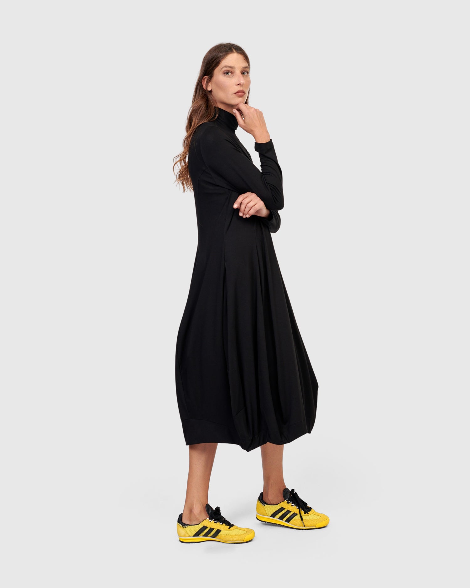 Essential Turtleneck Cocoon Dress, Black – Alembika U.S.