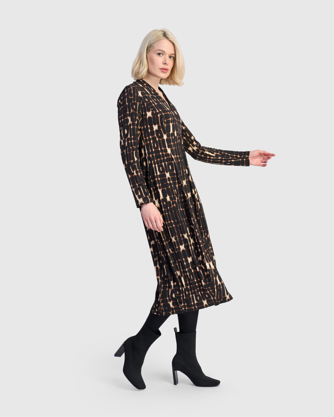 Neura Cocoon Dress, Matrix