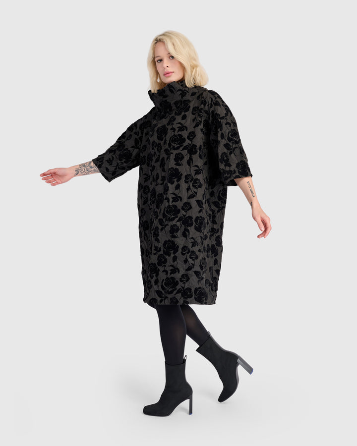 Jaquie Shift Dress, Black Roses