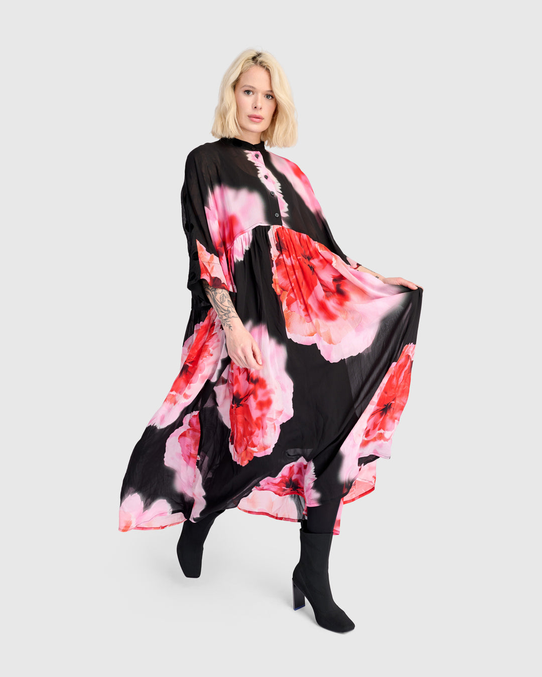 Papillon Maxi Dress, Black/Pink Floral