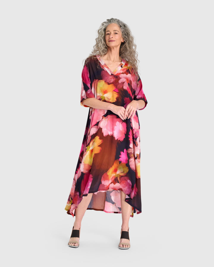 Amrita Caftan, Bloom