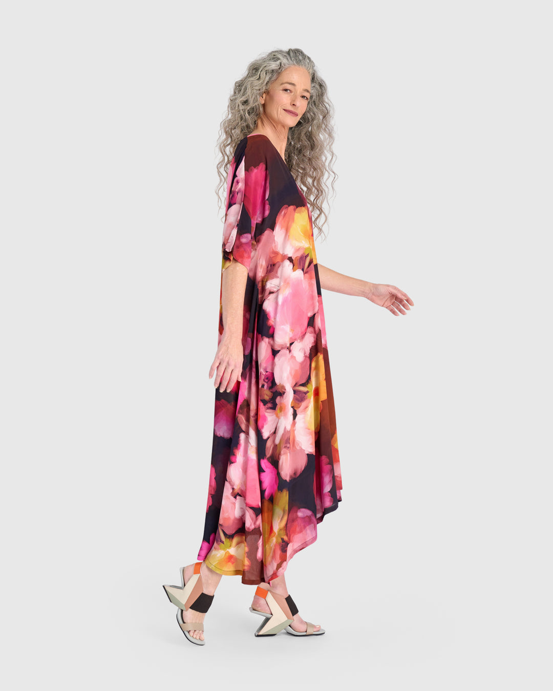 Amrita Caftan, Bloom