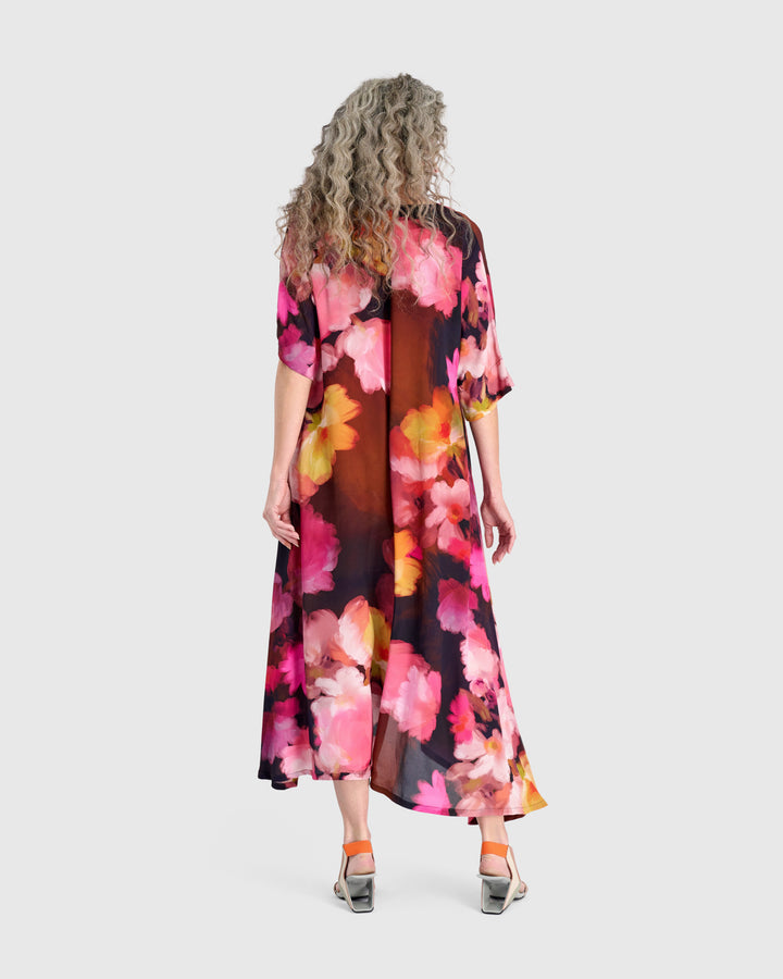 Amrita Caftan, Bloom