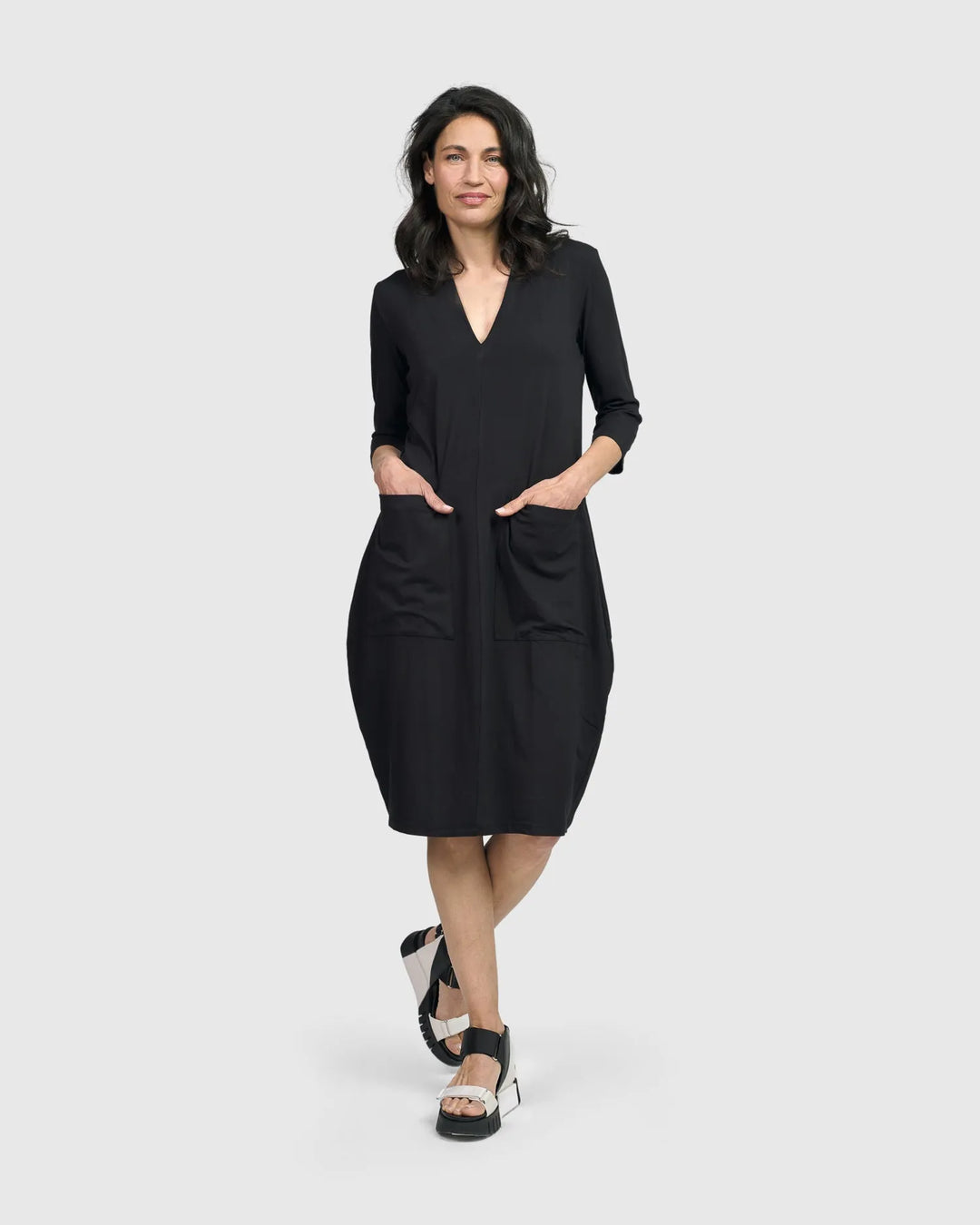 Alembika Essential Cargo Dress, Black Black / 3 (US 10-12) Alembika Essential Cargo Dress, Black Black / 3 (US 10-12)