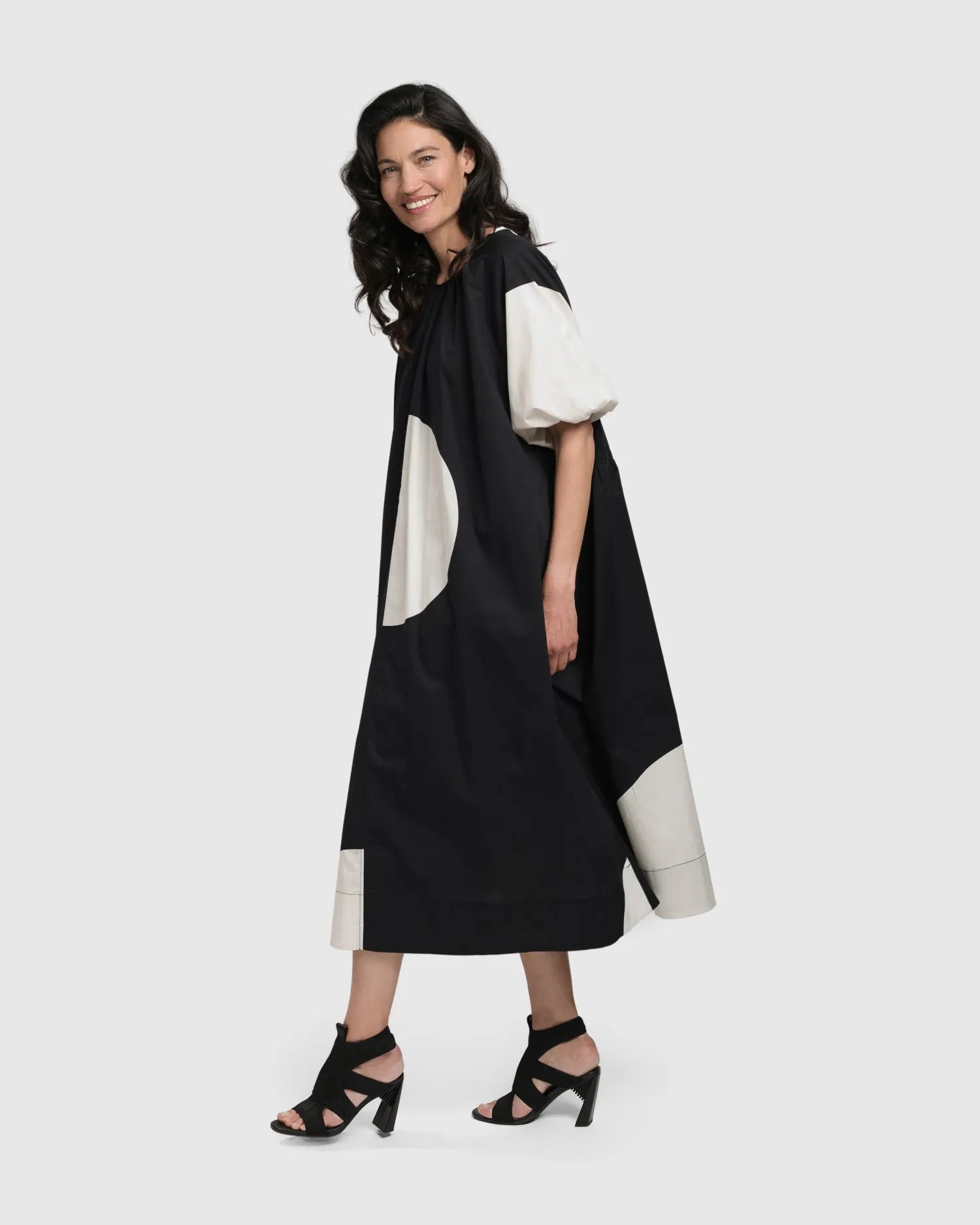 DEBBIE MUUMUU DRESS, MONO