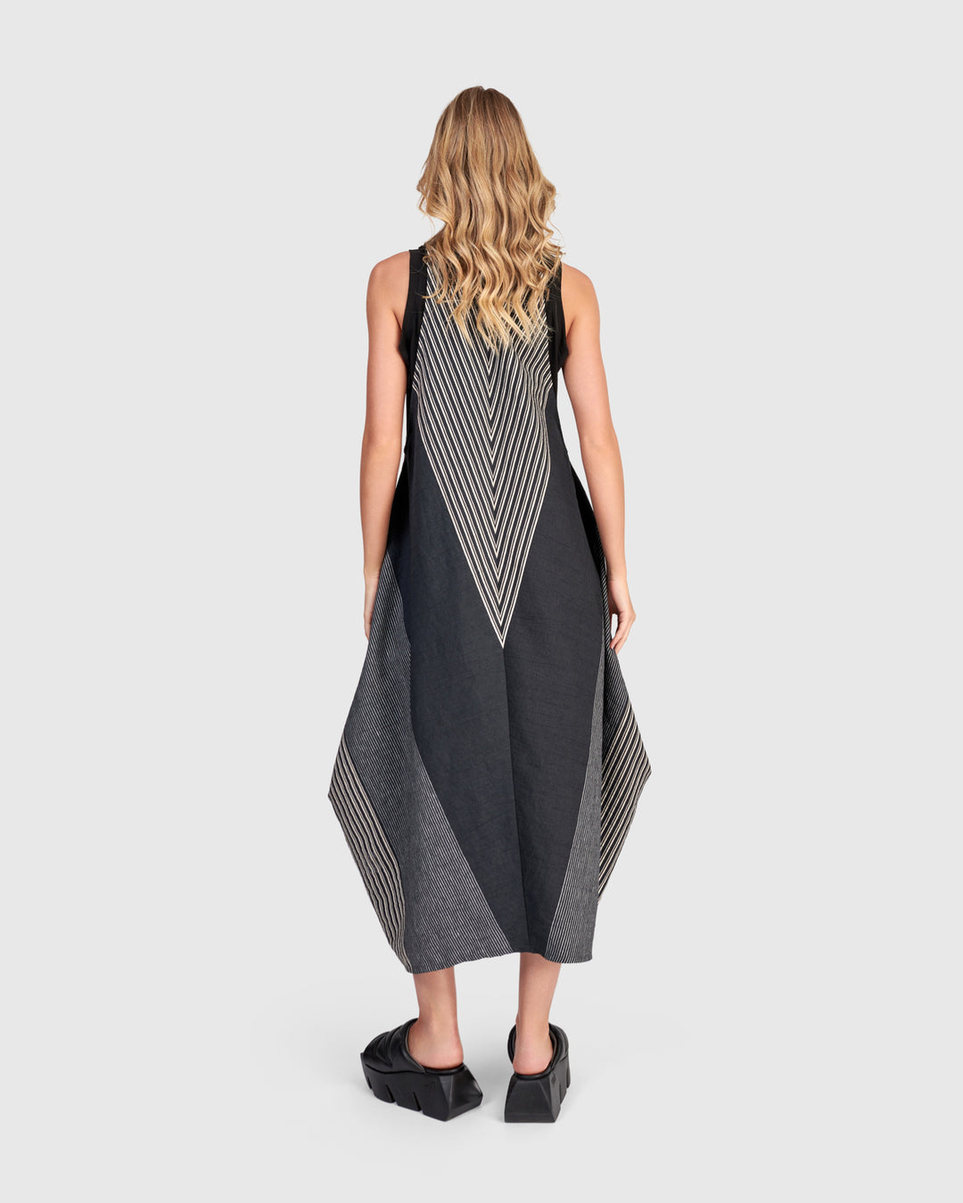 Urban Roaming Sleeveless Dress, Slate Stripes