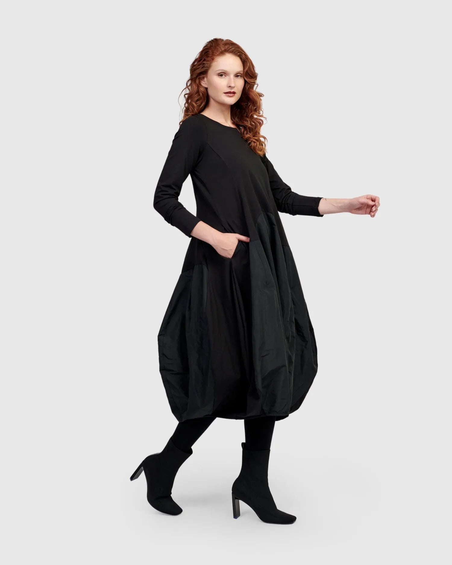 Urban Maxima Crew Cocoon Dress, Black – Alembika U.S.