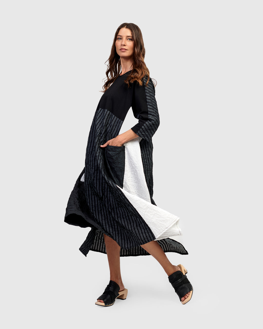 Urban Morocco Midi Dress, Mono