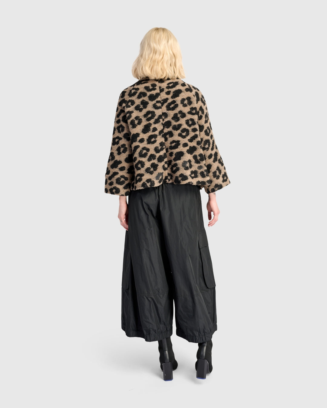 Wildcard Cozy Jacket, Leopard