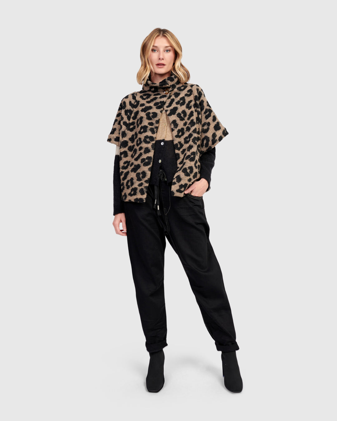 Panthera Cozy Cropped Jacket, Leopard