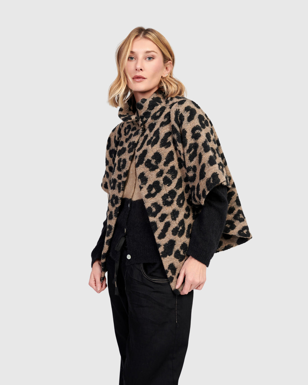 Panthera Cozy Cropped Jacket, Leopard
