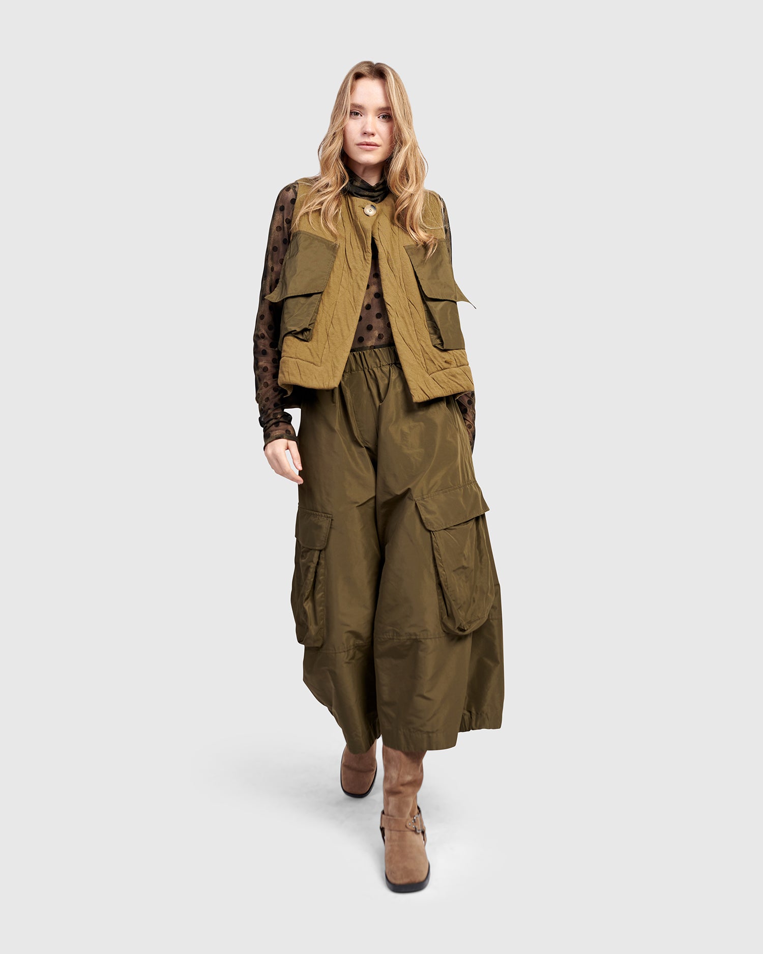 Urban Stow Vest, Khaki – Alembika U.S.