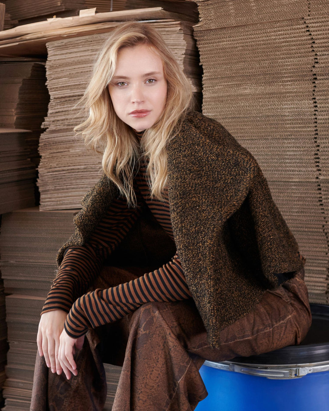 Urban Capulet Crop Jacket, Honey