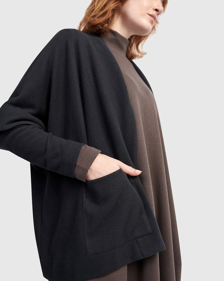 Urban Cloud Nestle Cardigan, Black