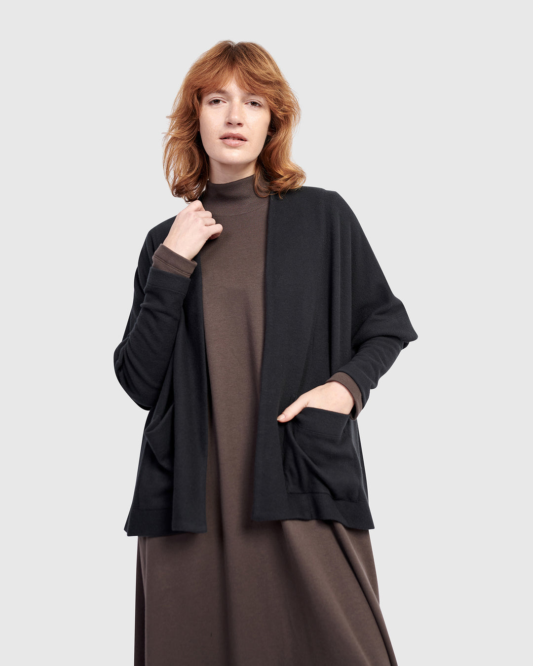 Urban Cloud Nestle Cardigan, Black