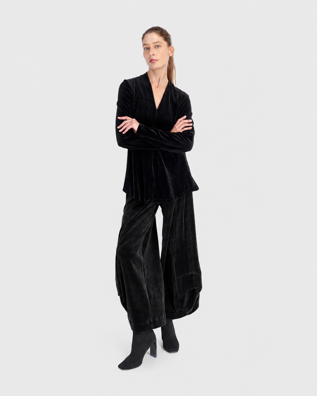 Everyday Velvet V-neck Top, Black