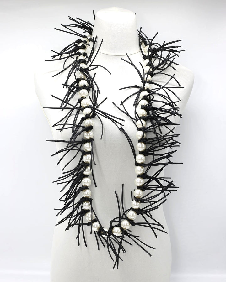 Spikes & Faux Pearls Necklace, White
